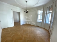 Eladó lakás (téglaépítésű) Budapest VIII. kerület, 110m2