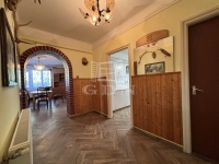 Győr Flat (brick) 5