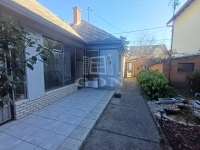 Baja Einfamilienhaus 1