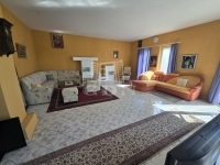 Madaras Family House 11