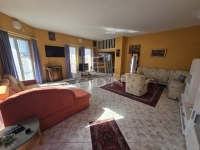 Madaras Family House 12