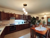 Budapest XVI. kerület 房子的一部分 3