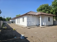Eladó családi ház Kiskunlacháza, 90m2