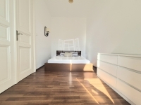 Budapest VI. kerület Lakás (téglaépítésű) 10