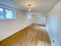 Vác Gewerbe - Geschäftsräume - 51.000.000 HUF