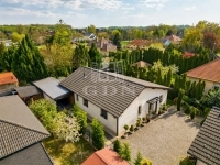 Mosonmagyaróvár 家庭别墅 - 130.105.080 HUF