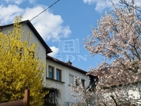 Eladó ikerház Budapest III. kerület, 153m2