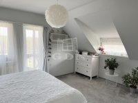 Mende Family House 5