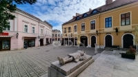 出租 商业用 - 店铺 Székesfehérvár, 60m2