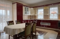 Úrhida 家庭别墅 5