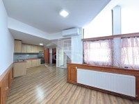 Kiadó lakás (téglaépítésű) Székesfehérvár, 117m2