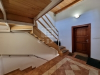 Székesfehérvár Офис 20