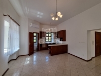 Székesfehérvár Офис 3