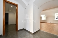 Székesfehérvár 商业用 - 店铺 14