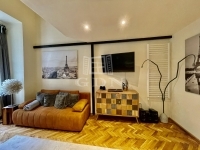 Eladó lakás (téglaépítésű) Budapest V. kerület, 32m2