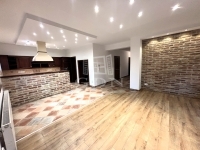 Vecsés Einfamilienhaus 4