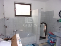 Péteri Einfamilienhaus 4