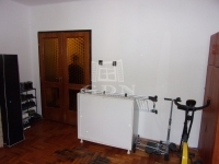 Péteri Einfamilienhaus 9