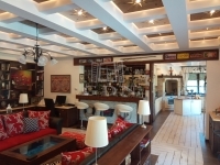 For sale family house Zamárdi, 450m2