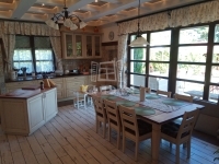 Zamárdi Family House 18