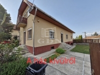For sale family house Dány, 310m2