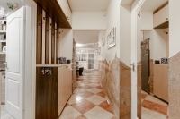 Mogyoród Совмещенный дом 0