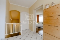 Budapest XVI. kerület Doppelhaus 16