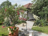 Tököl Family House 8