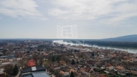 Vác Raktár 25