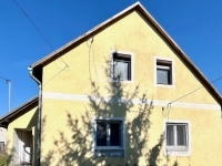 Szentliszló Family House 11